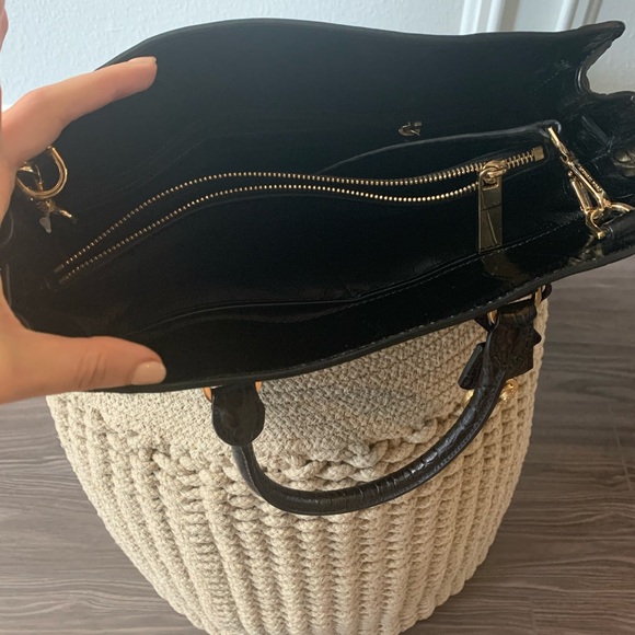 Michael Kors Handbag - Picture 6 of 8